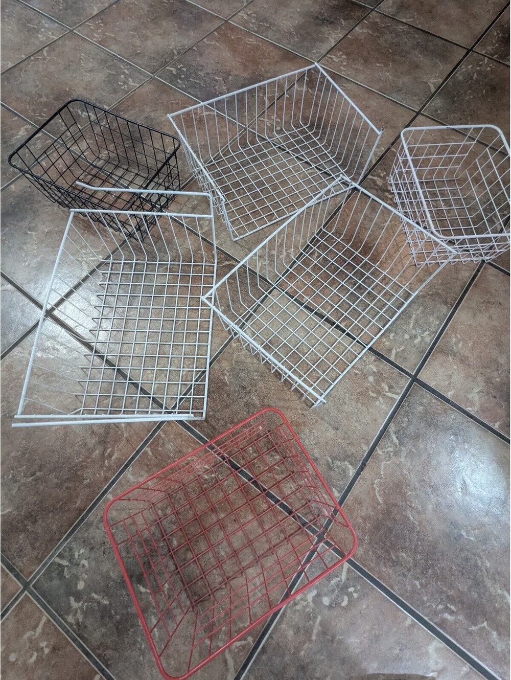 Set of 6 Metal Wire Storage Baskets in Various Colors